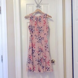 WHBM goddess pink w Ecru Aline pleated dress